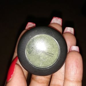 Mac green frosted eyeshadow